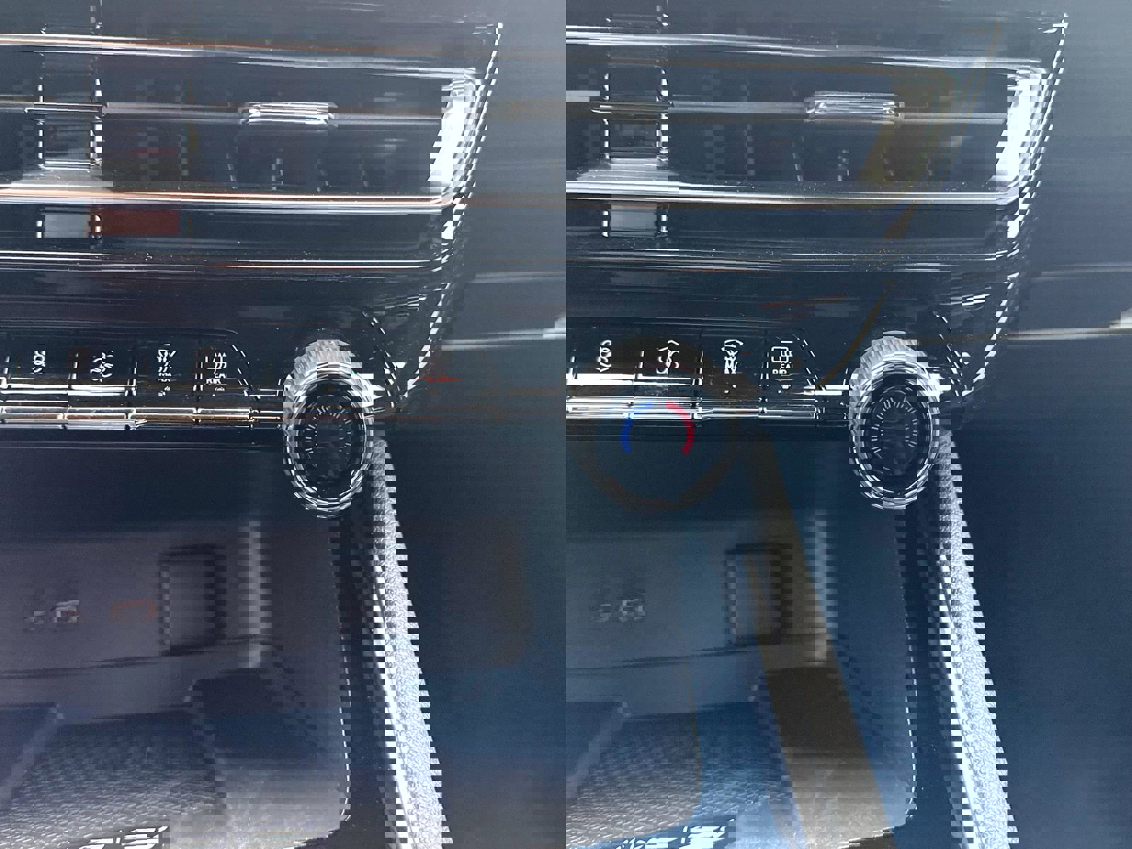 New 2026 Chevrolet Traverse LT AWD/4WD image 33