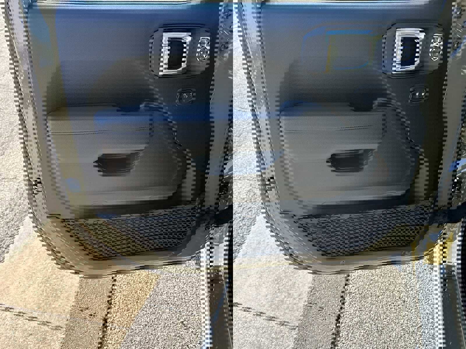 New 2026 Jeep Gladiator Willys image 10