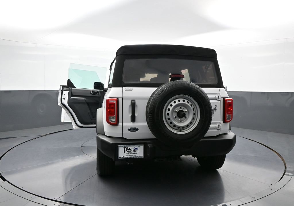 Used 2021 Ford Bronco Base image 49