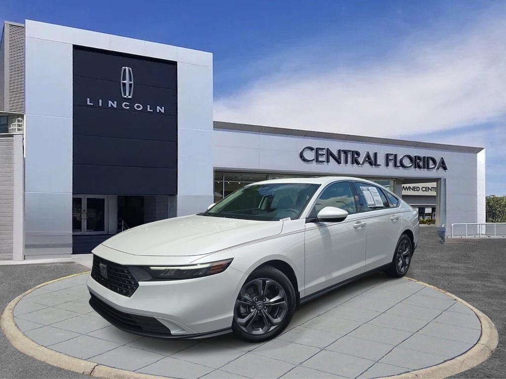 Used 2023 Honda Accord EX image 31
