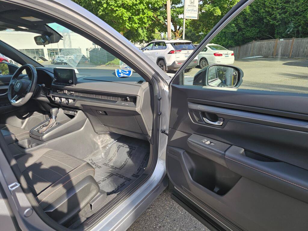 Used 2024 Honda CR-V Sport image 11