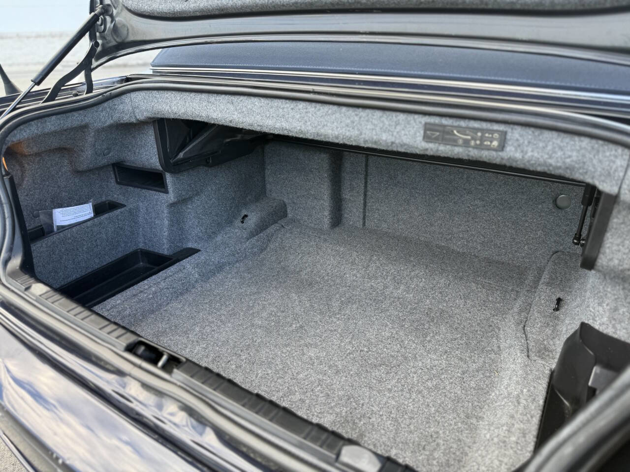 Used 2005 BMW 325Ci Convertible image 27