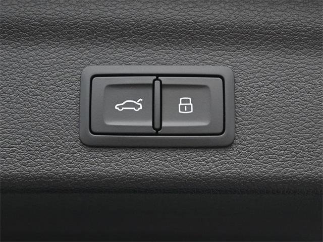 Certified 2025 Audi Q3 2.0T Premium Plus w/ Premium Plus Package image 34