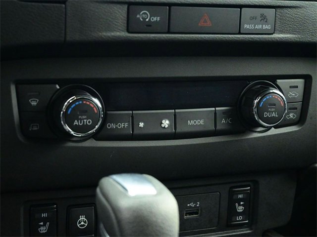 Used 2024 Nissan Frontier SV w/ SV Convenience Package image 28