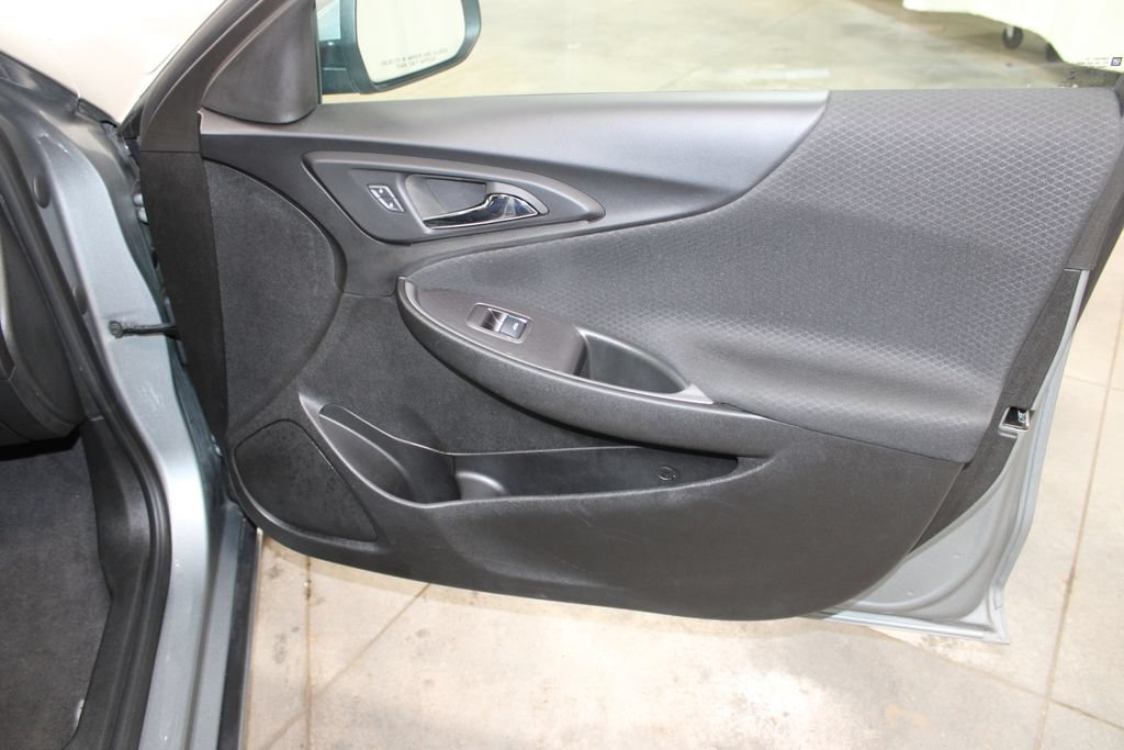 Used 2024 Chevrolet Malibu LT FWD image 21