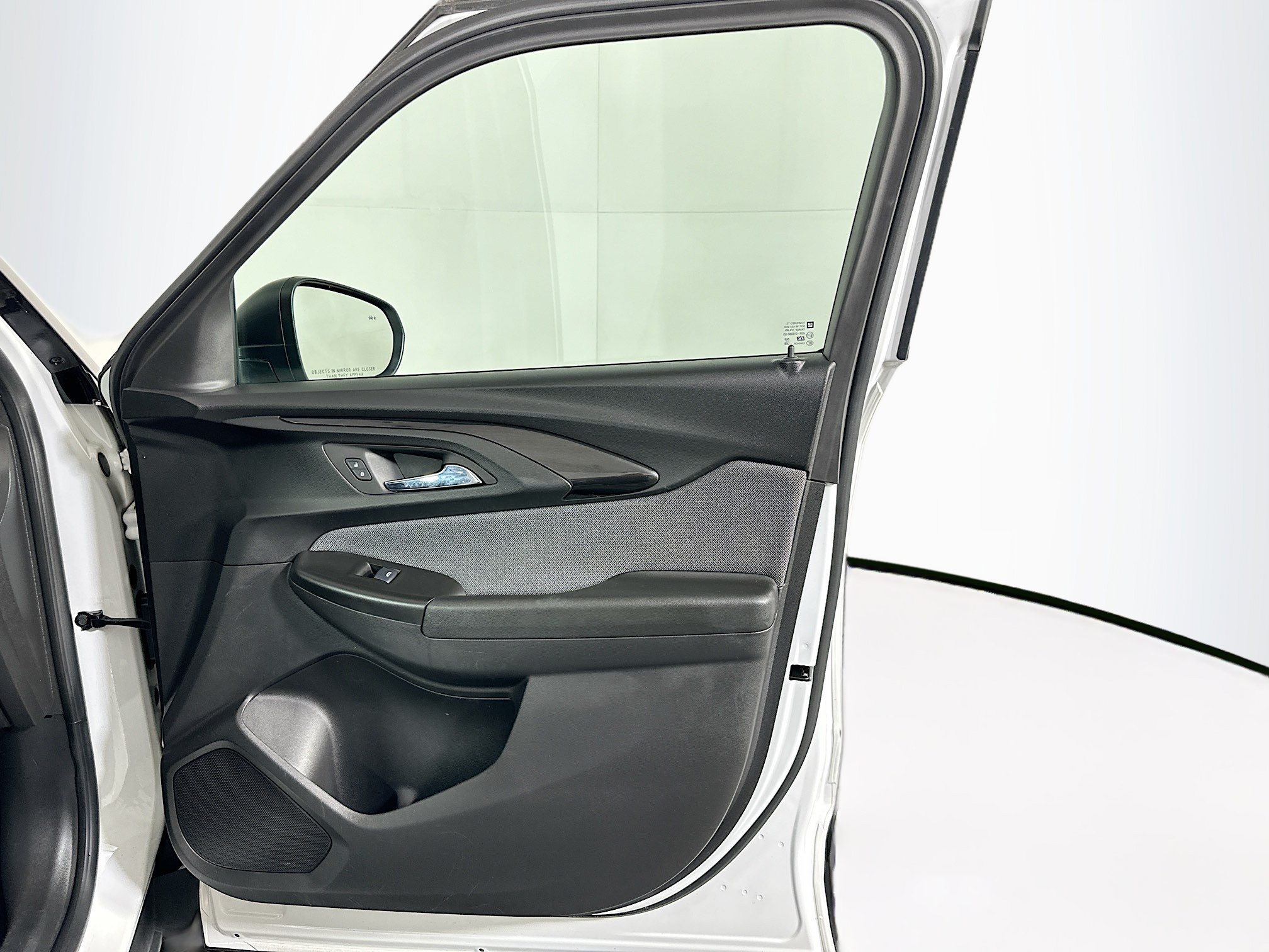 Used 2023 Chevrolet TrailBlazer LS FWD image 31