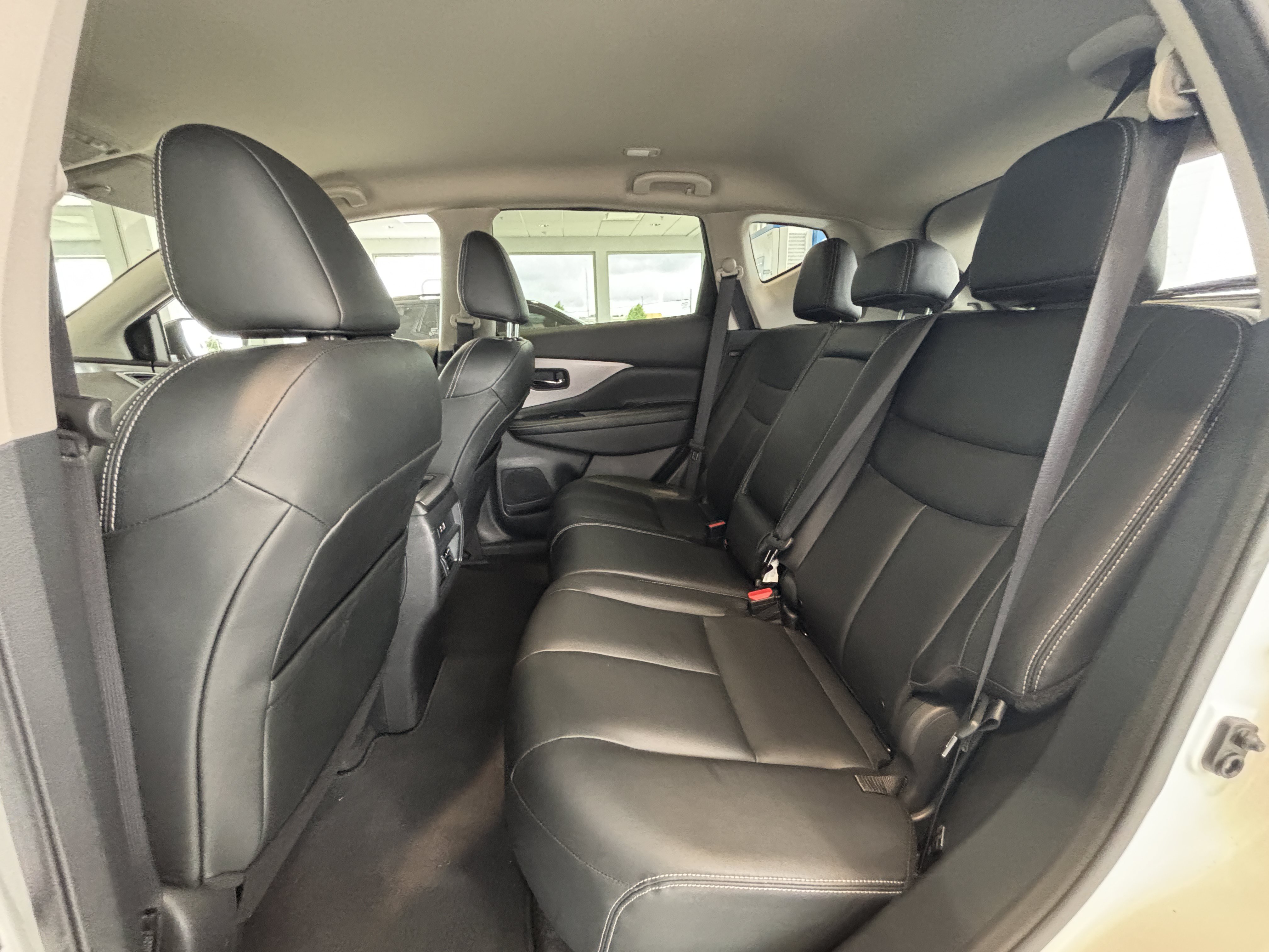 Used 2024 Nissan Murano SV w/ SV Midnight Edition Package AWD/4WD image 17