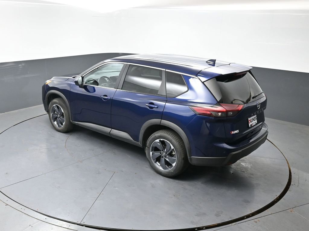 Used 2025 Nissan Rogue SV FWD image 47