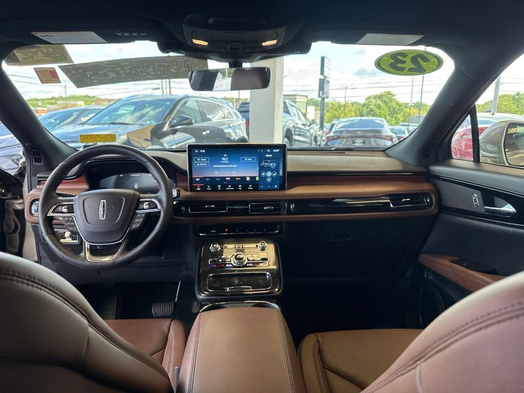 Certified 2023 Lincoln Nautilus Reserve AWD/4WD image 13