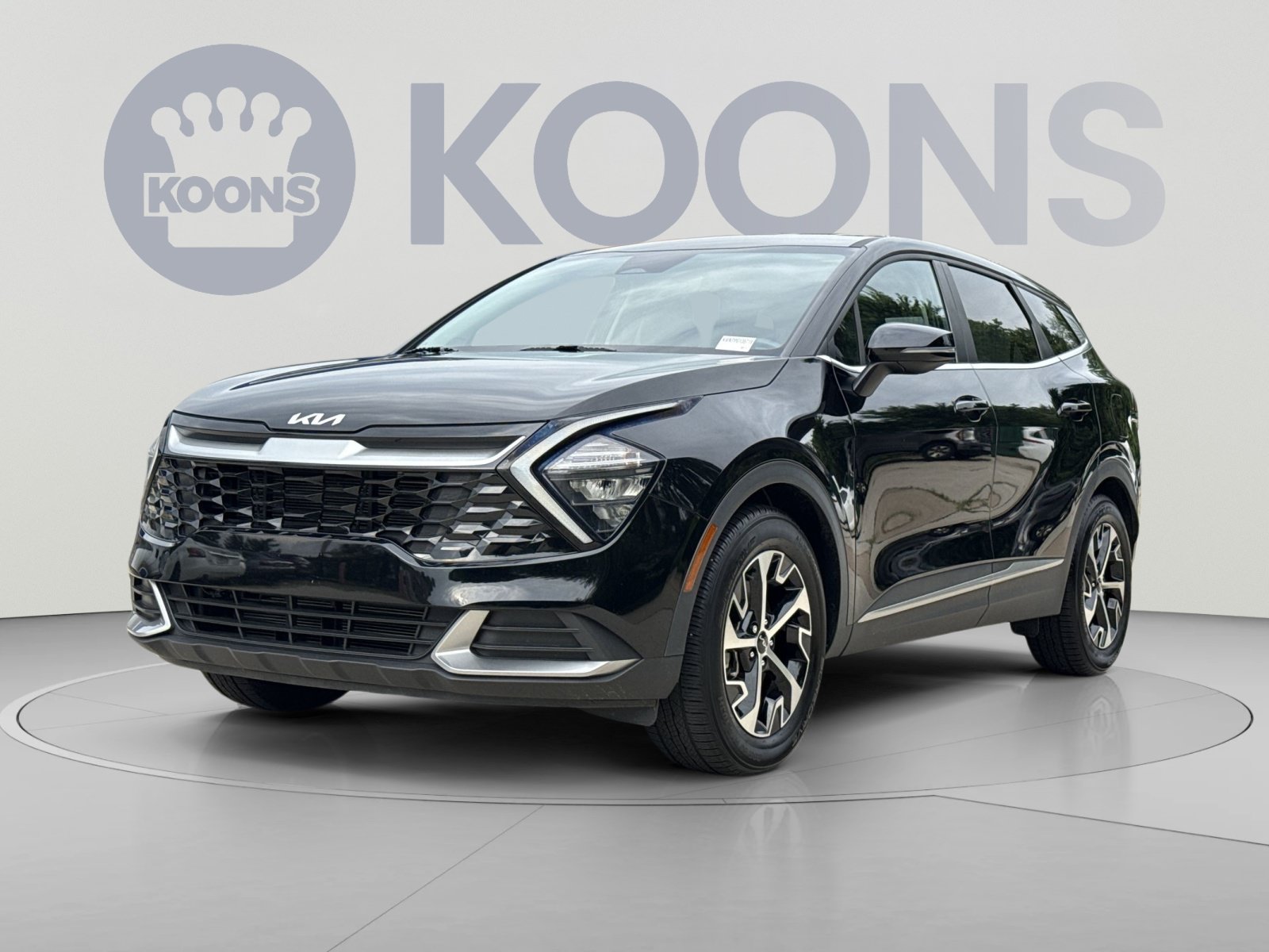Used 2023 Kia Sportage EX FWD image 1