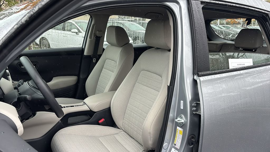 Certified 2025 Honda HR-V LX image 10