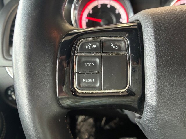 Used 2018 Dodge Grand Caravan SE image 17