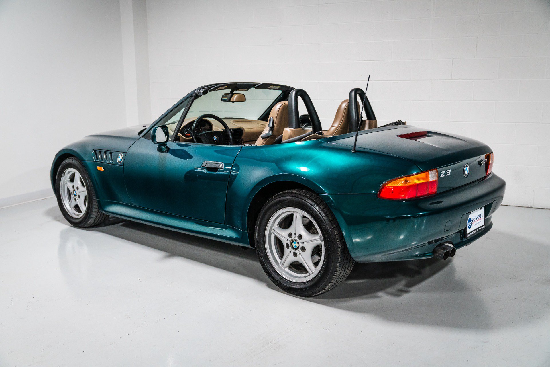 Used 1999 BMW Z3 2.5i RWD image 5