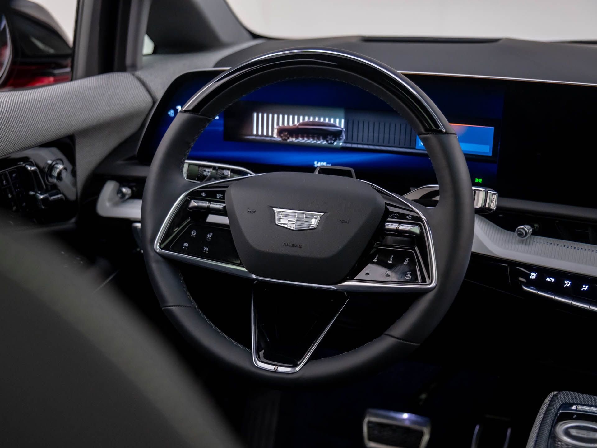 Used 2025 Cadillac Optiq Sport 2 w/ LPO, Floor Liner Package image 11