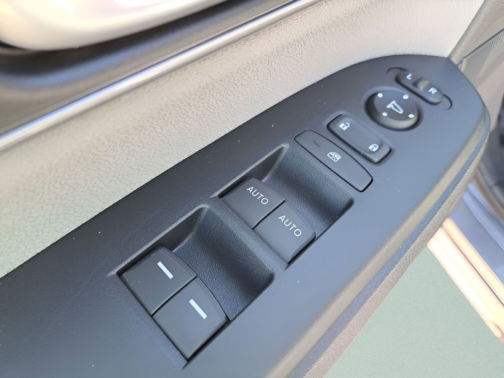 Used 2019 Honda CR-V EX image 14