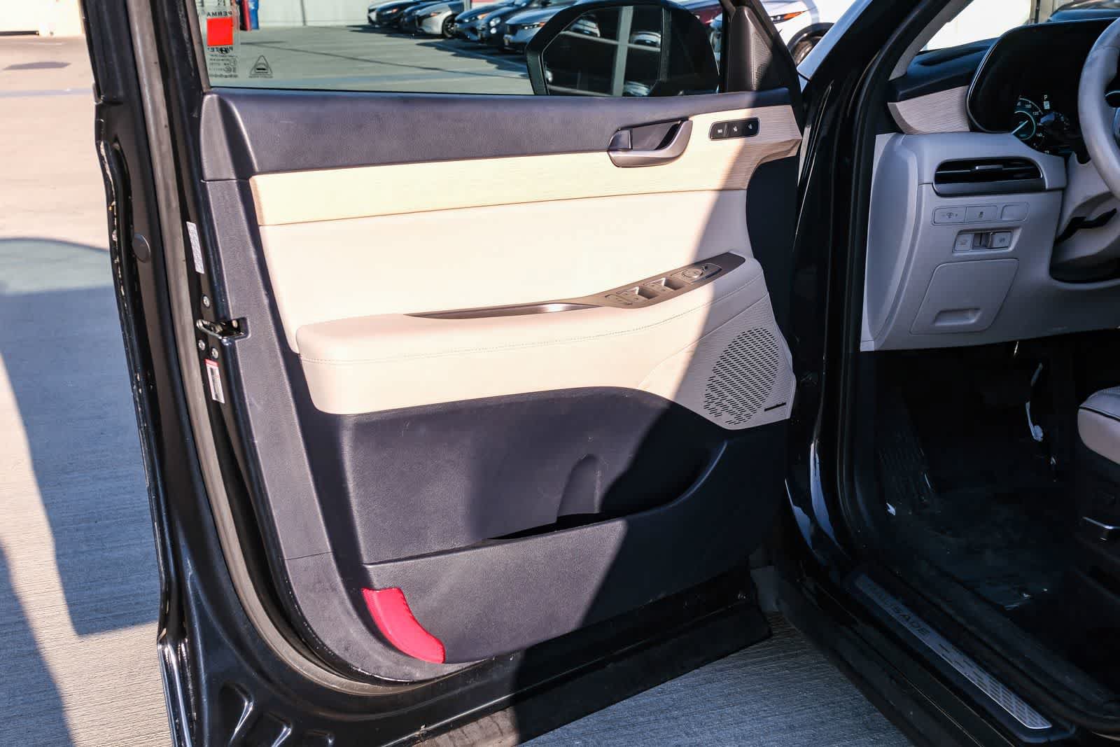 Used 2023 Hyundai Palisade Limited FWD image 24
