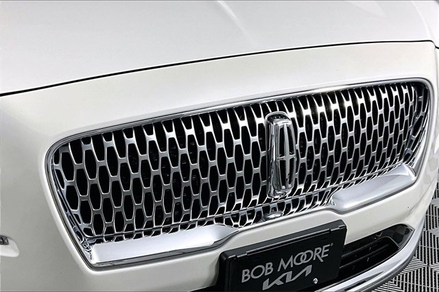 Used 2021 Lincoln Nautilus Reserve w/ Equipment Group 201A image 31