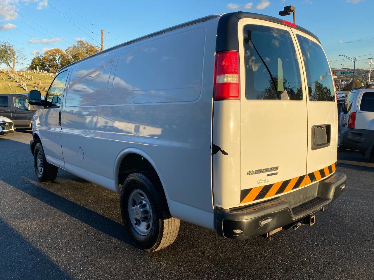Used 2012 Chevrolet Express 2500 image 5