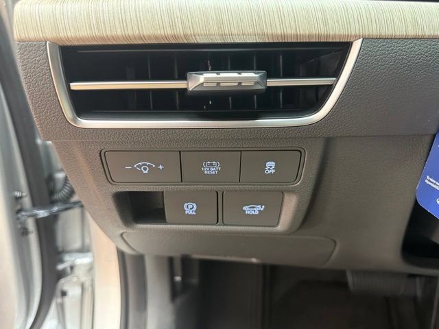 New 2026 Hyundai Sonata Limited FWD image 24