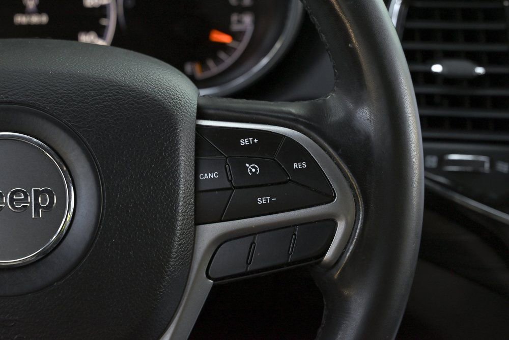 Used 2021 Jeep Grand Cherokee Laredo X RWD image 22