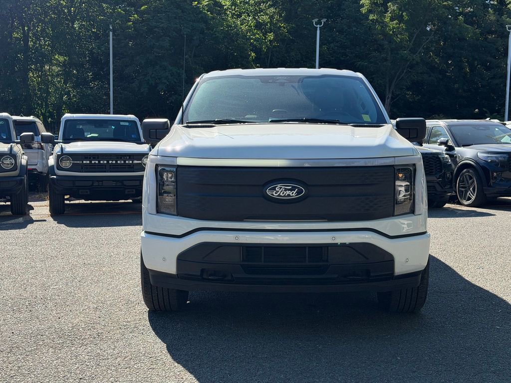 Used 2025 Ford F150 Lightning Flash AWD/4WD image 2