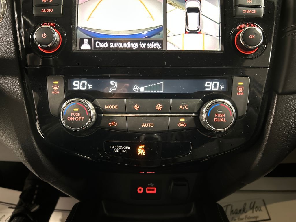 Used 2018 Nissan Rogue SL image 17