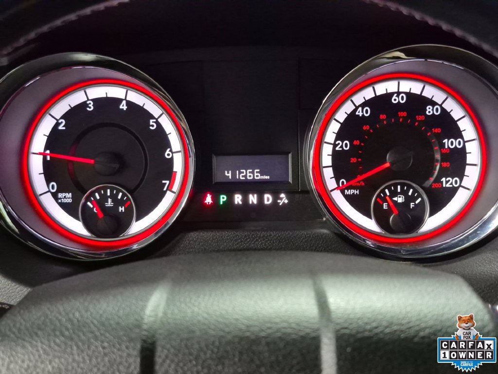 Used 2020 Dodge Grand Caravan SE FWD image 14