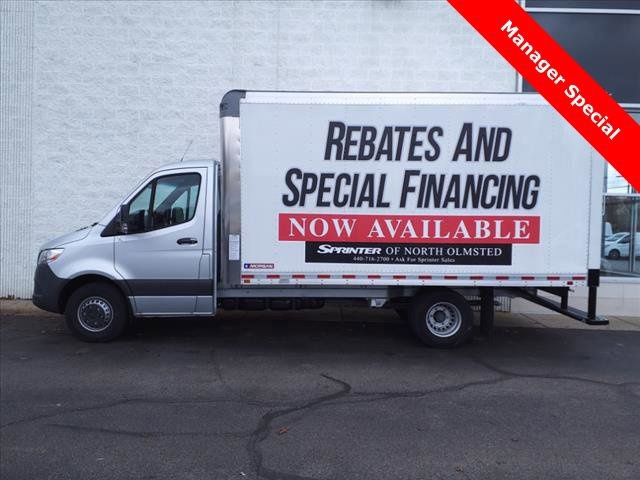 Used 2022 Mercedes-Benz Sprinter 3500 image 4