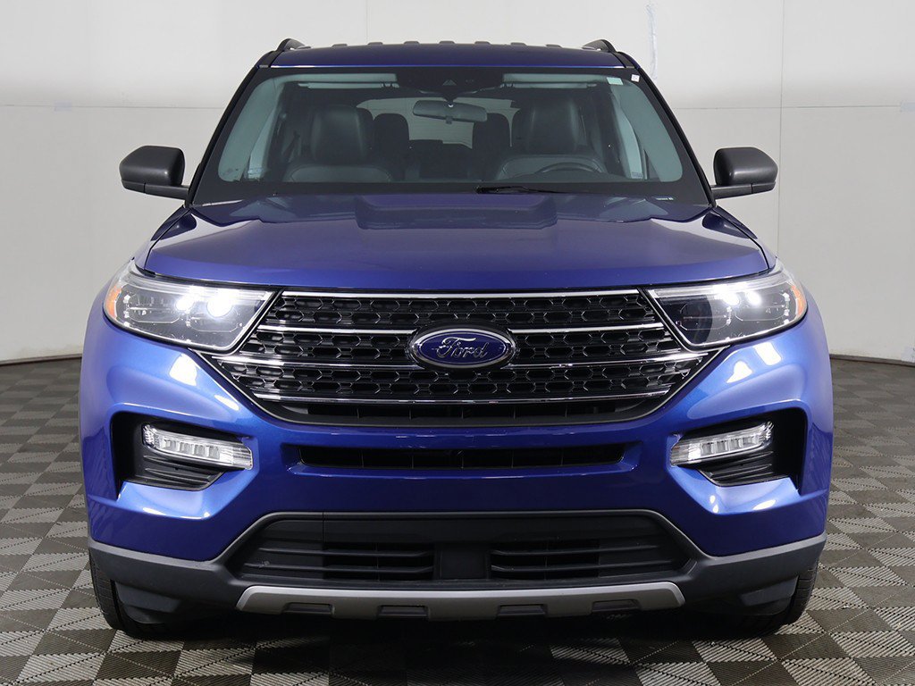Used 2023 Ford Explorer XLT w/ Equipment Group 202A AWD/4WD image 10