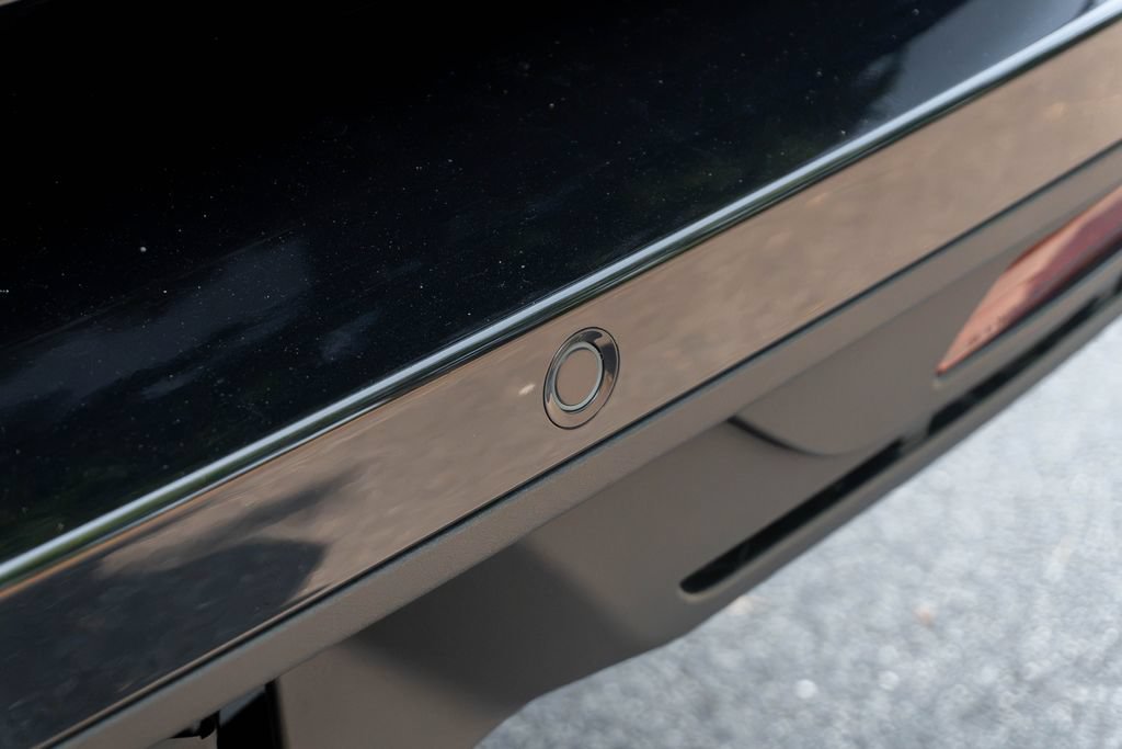 Used 2025 Ford Expedition Active RWD image 12