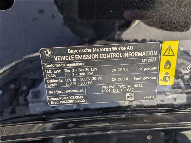 Used 2023 BMW 330i Sedan w/ Premium Package image 24