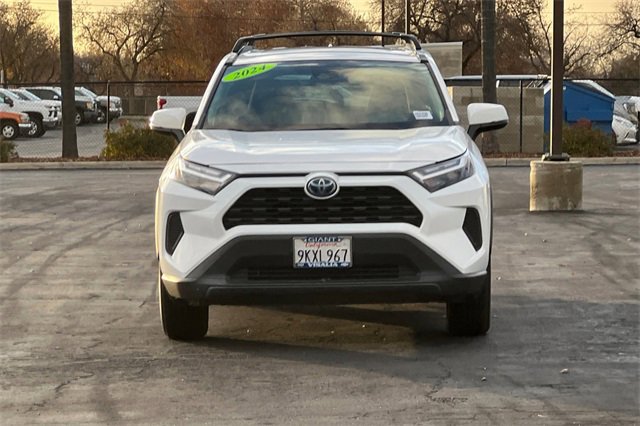 Used 2024 Toyota RAV4 XLE image 9