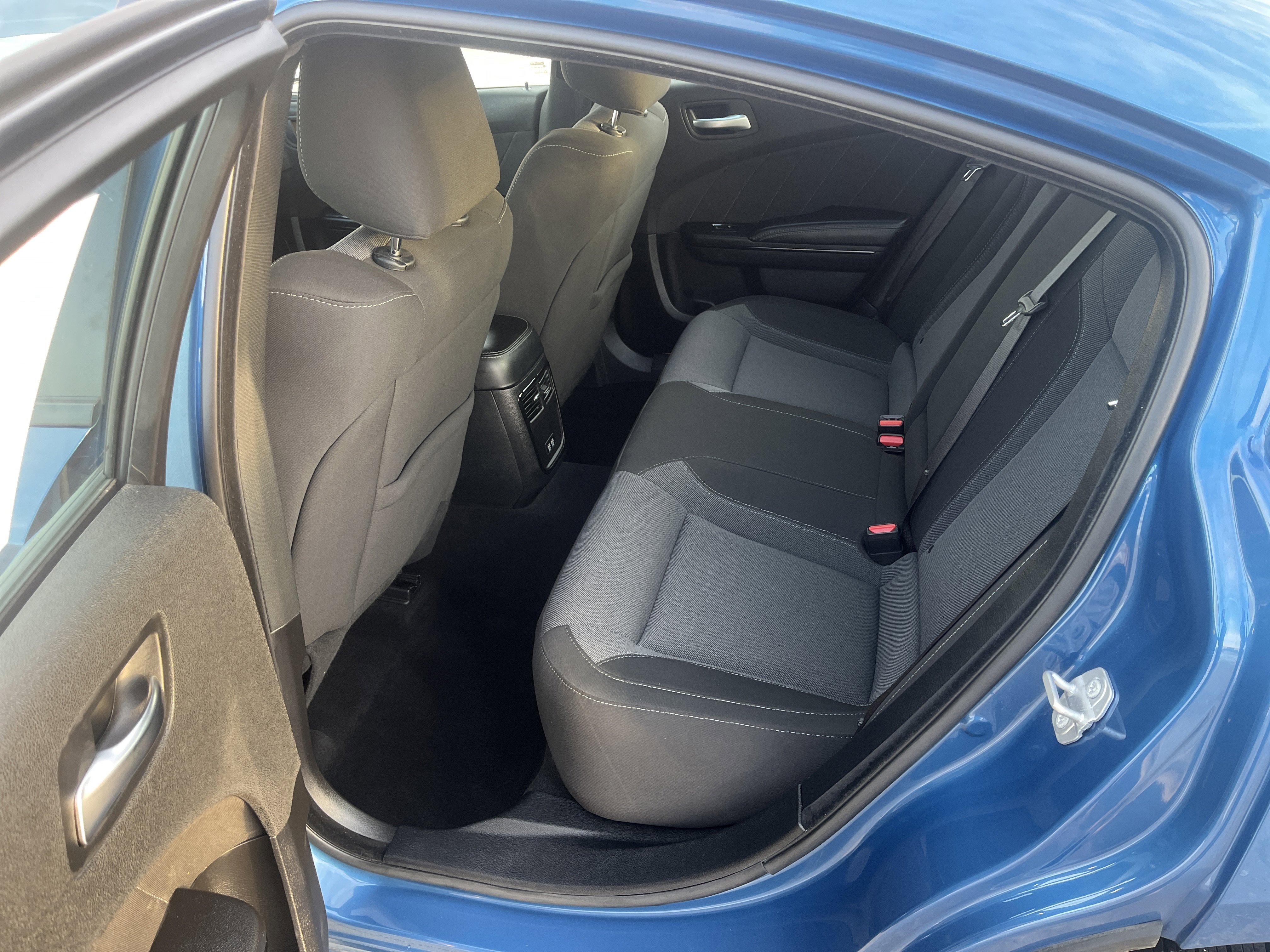 Used 2021 Dodge Charger SXT w/ Blacktop Package image 12