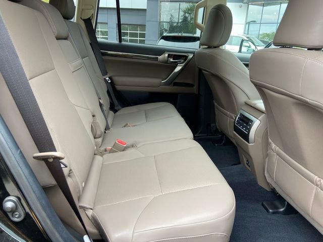 Certified 2023 Lexus GX 460 Premium w/ Premium Package AWD/4WD image 28