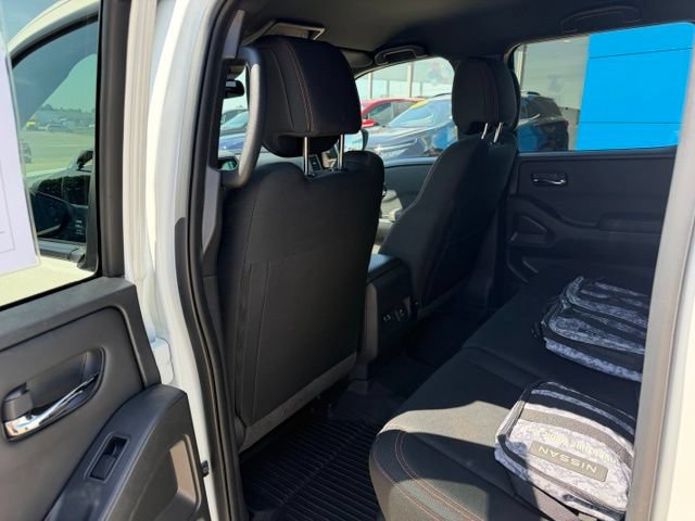 Used 2023 Nissan Frontier PRO-4X w/ Pro Convenience Package AWD/4WD image 21