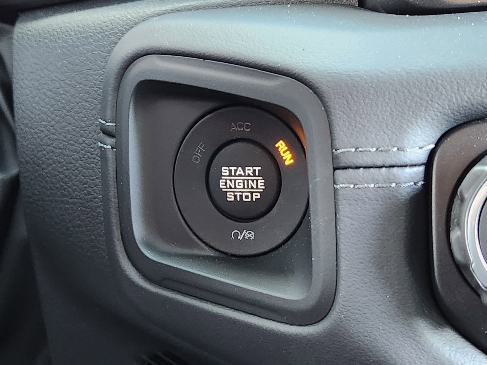 New 2026 Jeep Wrangler Unlimited Rubicon 392 w/ Quick Order Package 27X Moab AWD/4WD image 21