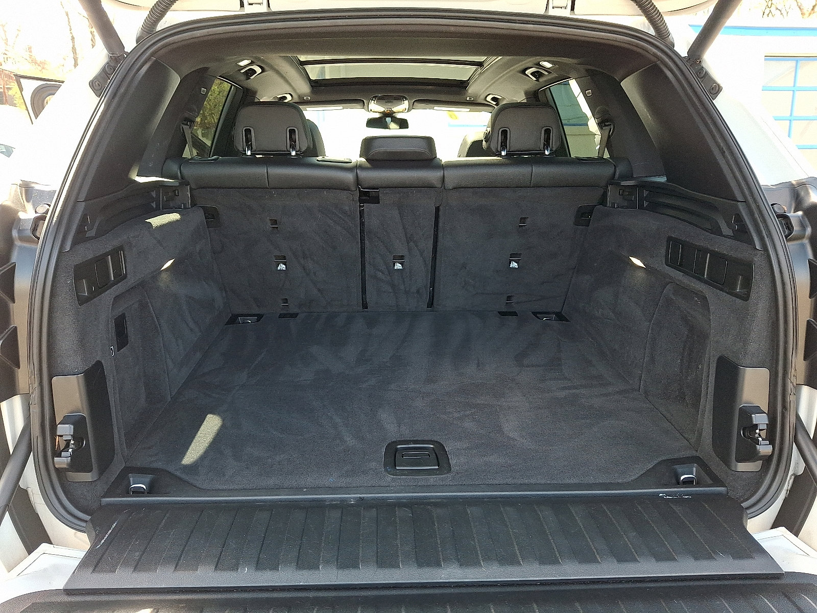 Used 2020 BMW X5 xDrive40i w/ Convenience Package image 29