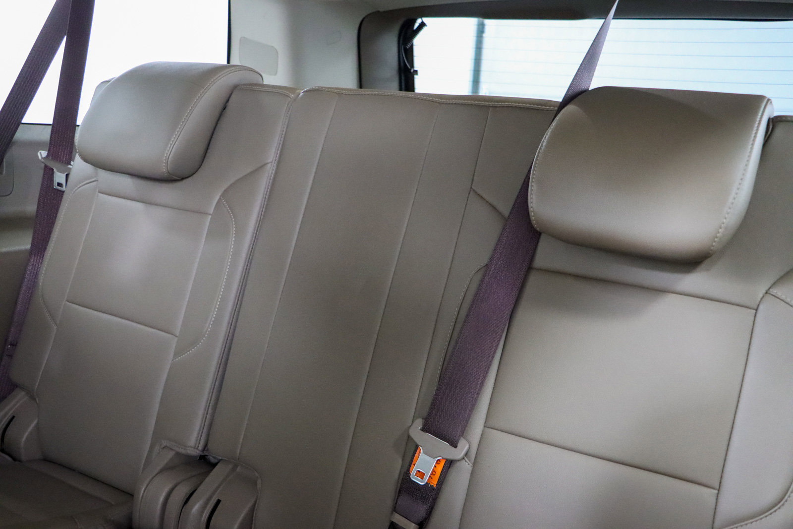 Used 2018 Chevrolet Suburban LT image 29