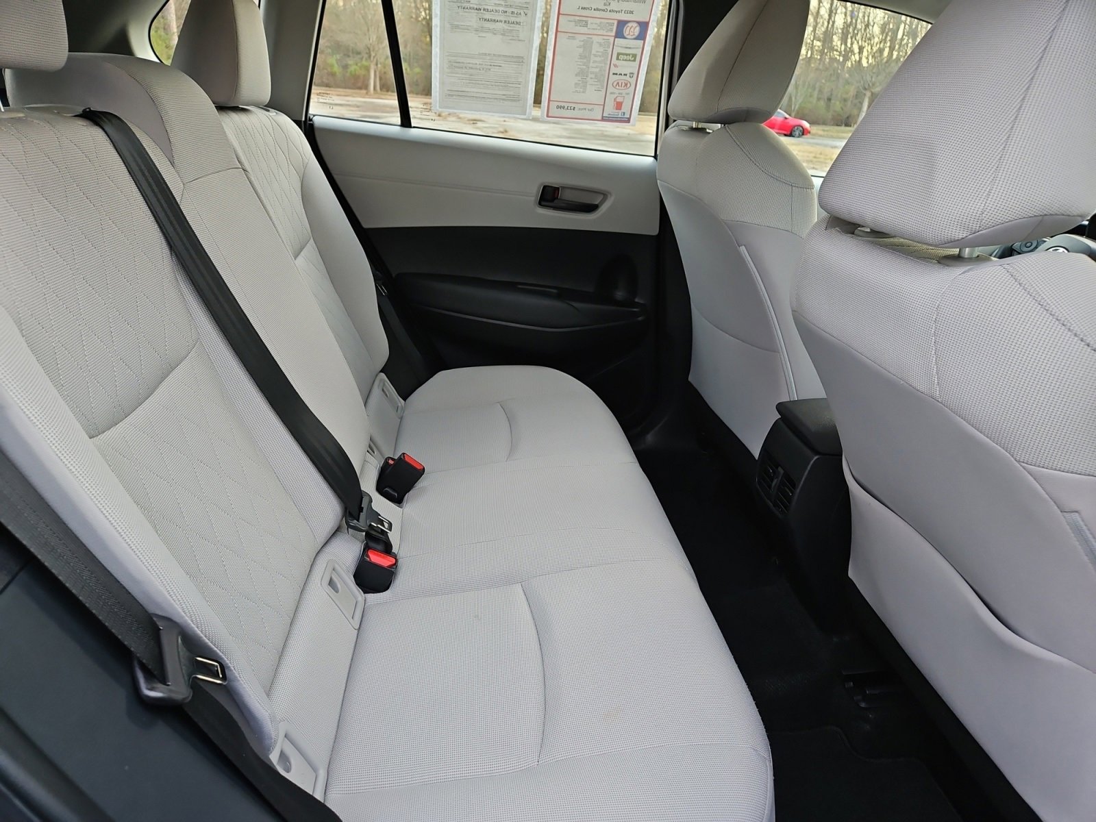 Used 2023 Toyota Corolla Cross L image 17