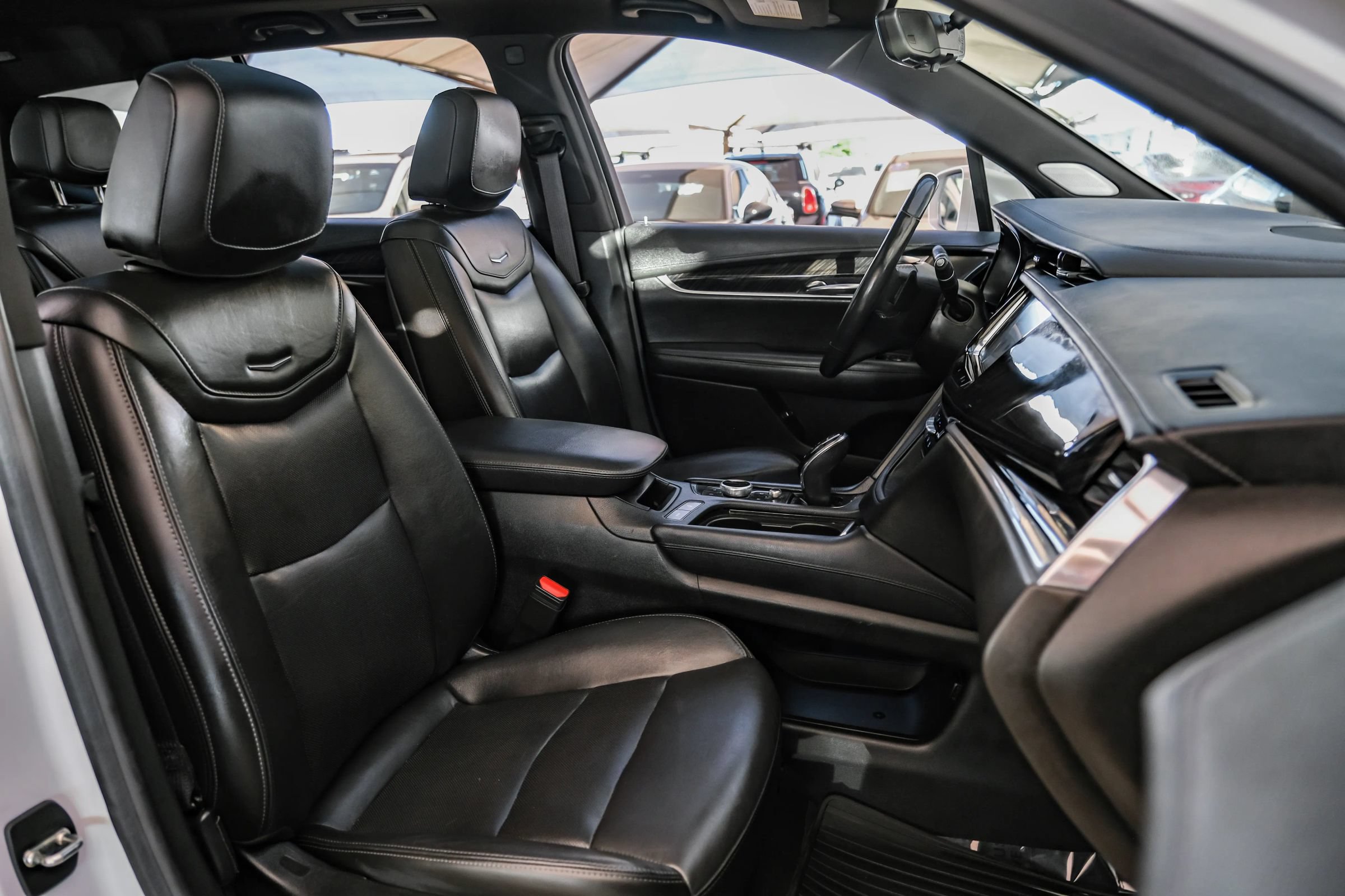 Used 2020 Cadillac XT6 Premium Luxury FWD image 33