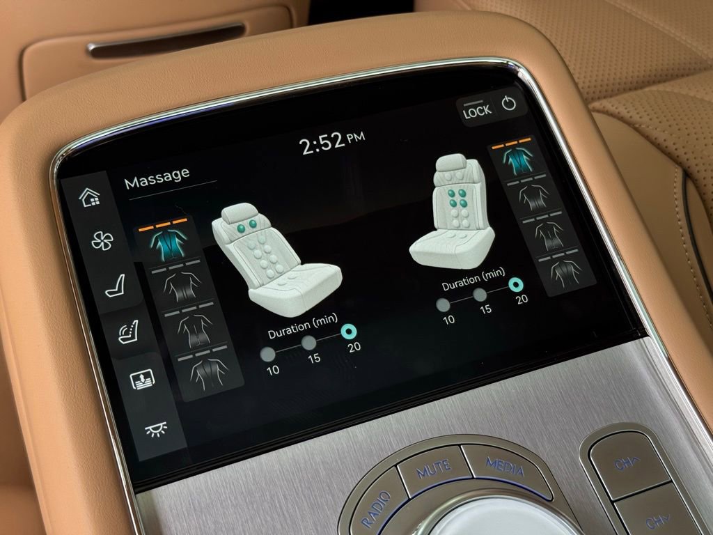 New 2026 Genesis G90 3.5T image 32