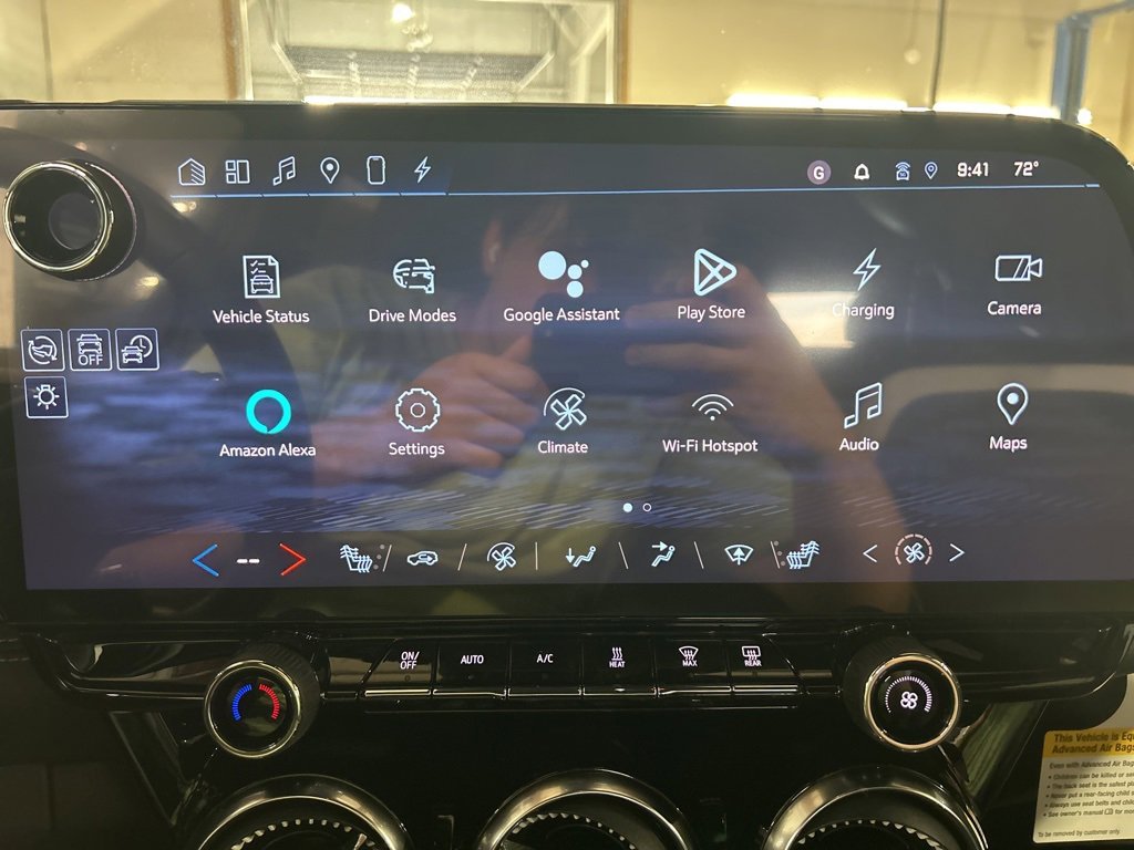 New 2024 Chevrolet Blazer EV LT image 23