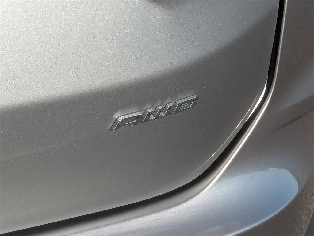 Used 2024 Ford Edge Titanium image 12