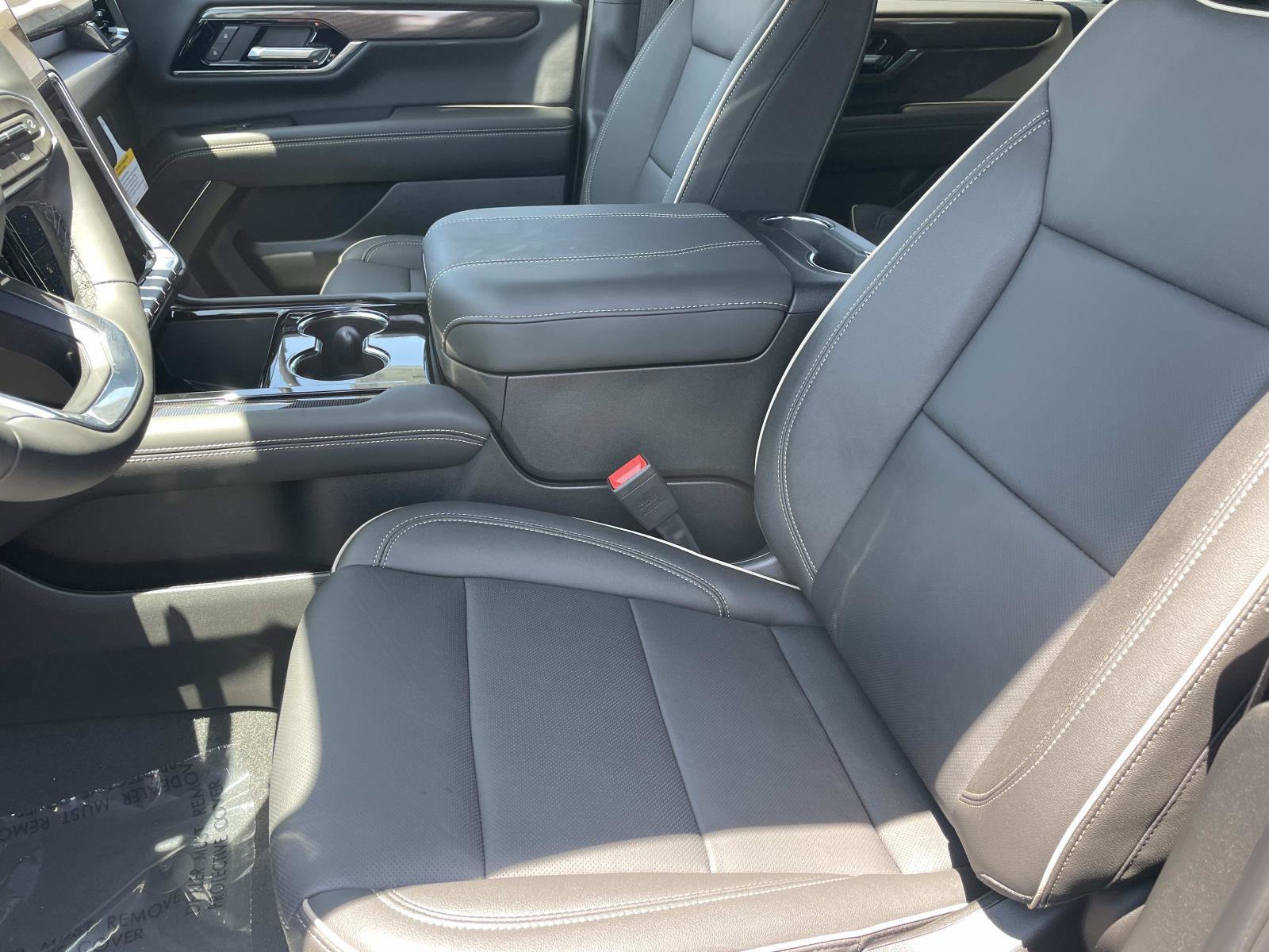 New 2026 GMC Yukon XL Elevation w/ Elevation Premium Package RWD image 21