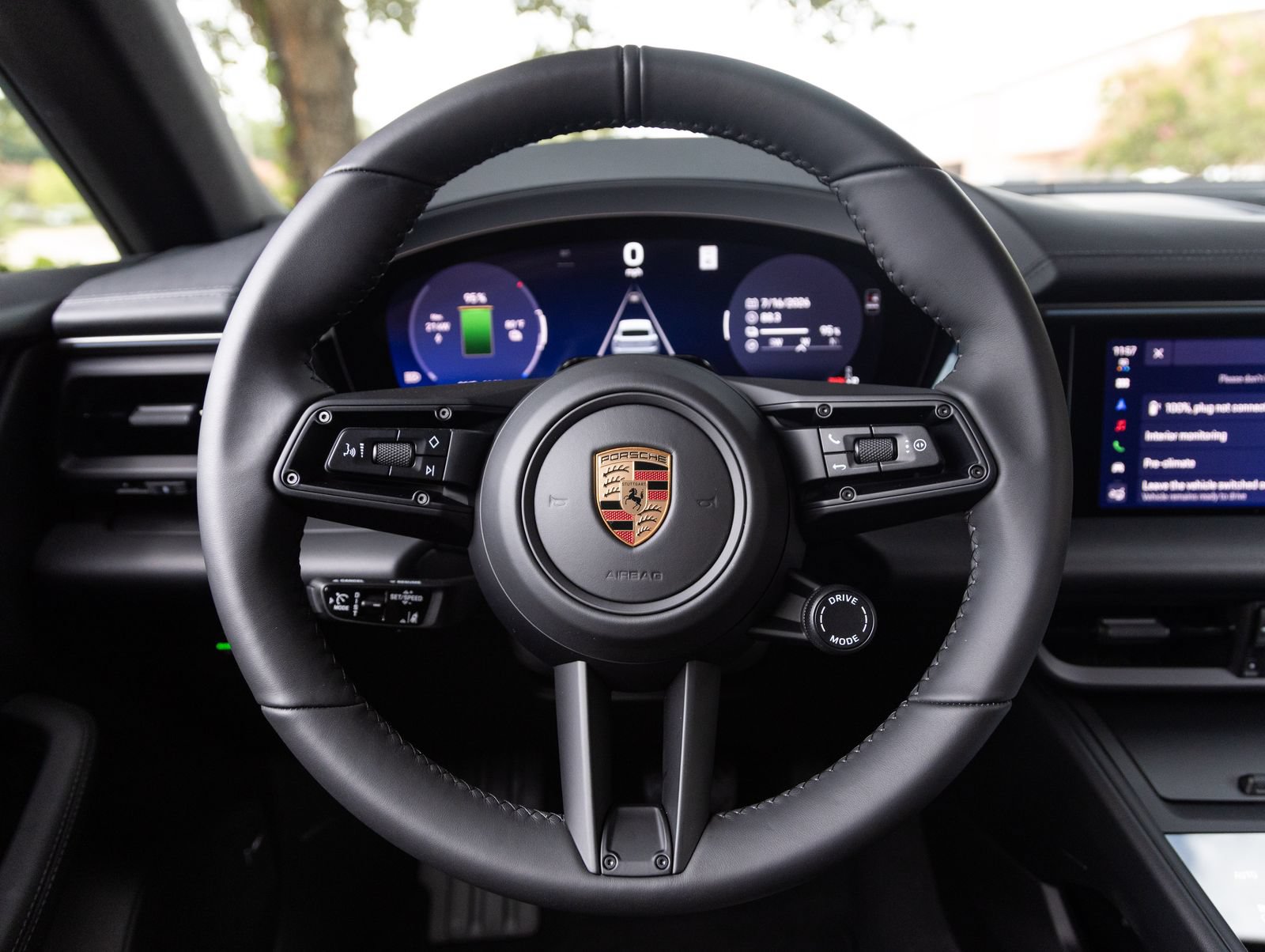 Certified 2026 Porsche Macan 4 Electric AWD/4WD image 13