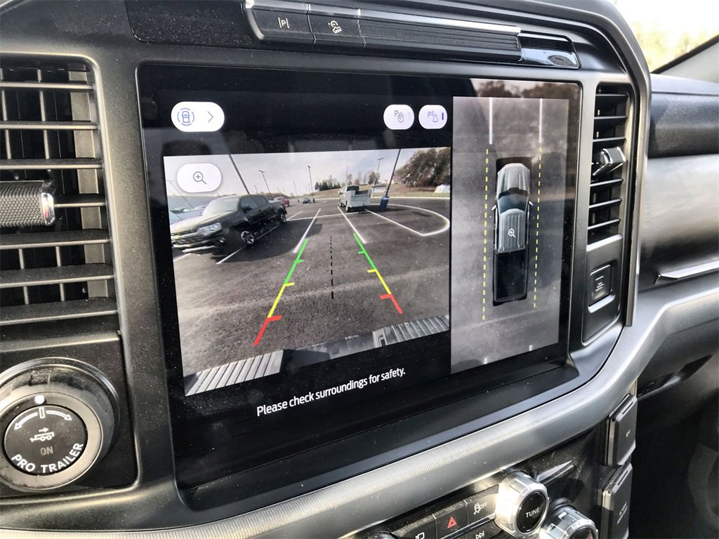 Used 2025 Ford F150 Lariat w/ Equipment Group 501A Mid image 17