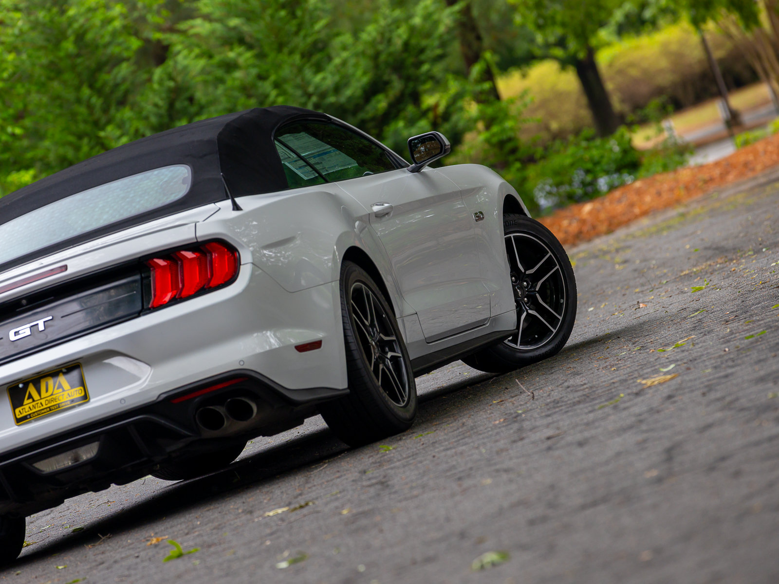 Used 2019 Ford Mustang GT Premium w/ Equipment Group 401A RWD image 26
