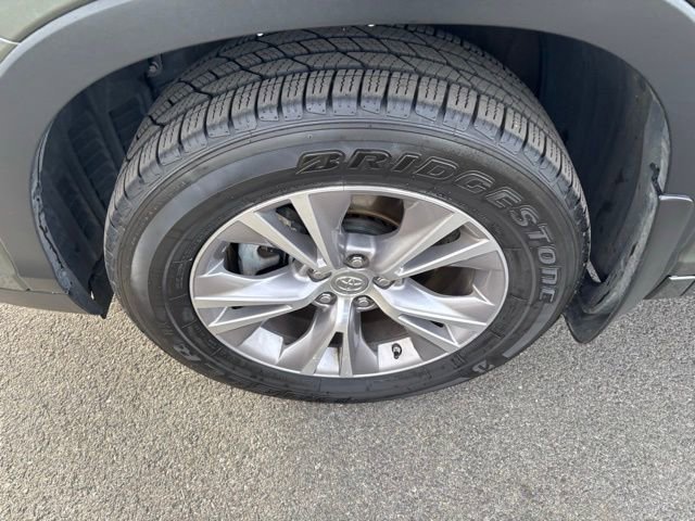 Used 2015 Toyota Highlander Plus image 35