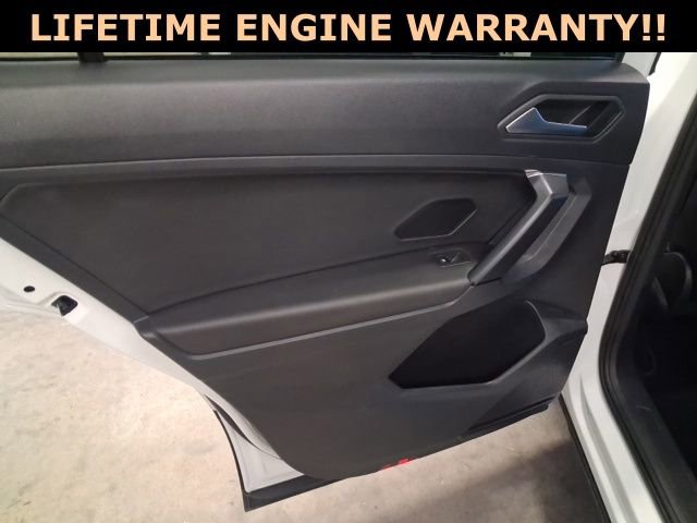 Used 2019 Volkswagen Tiguan SE image 22