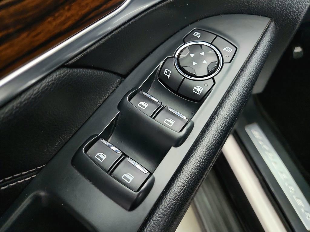 Used 2019 Ford Explorer Limited w/ Equipment Group 301A image 27